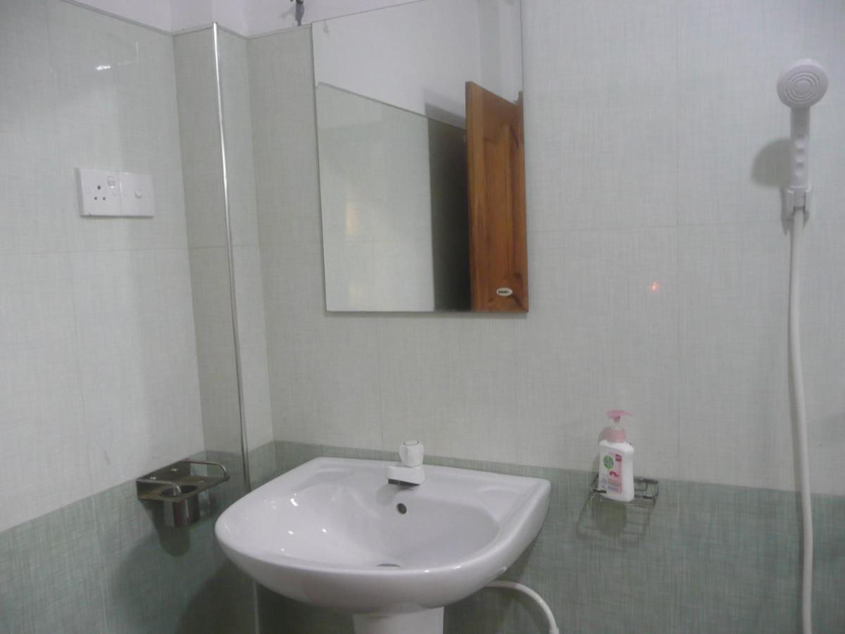 Hotel Nimjaya Udawalawe Dış mekan fotoğraf