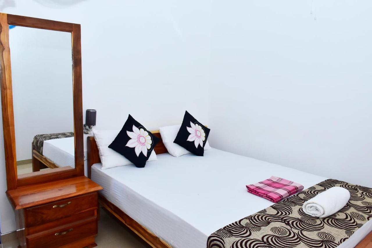 Hotel Nimjaya Udawalawe Dış mekan fotoğraf